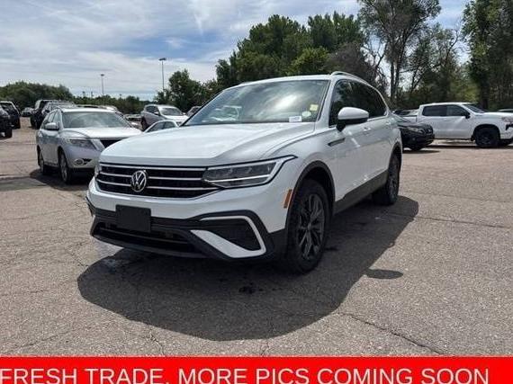 VOLKSWAGEN TIGUAN 4MOTION 2022 3VV2B7AX9NM123924 image